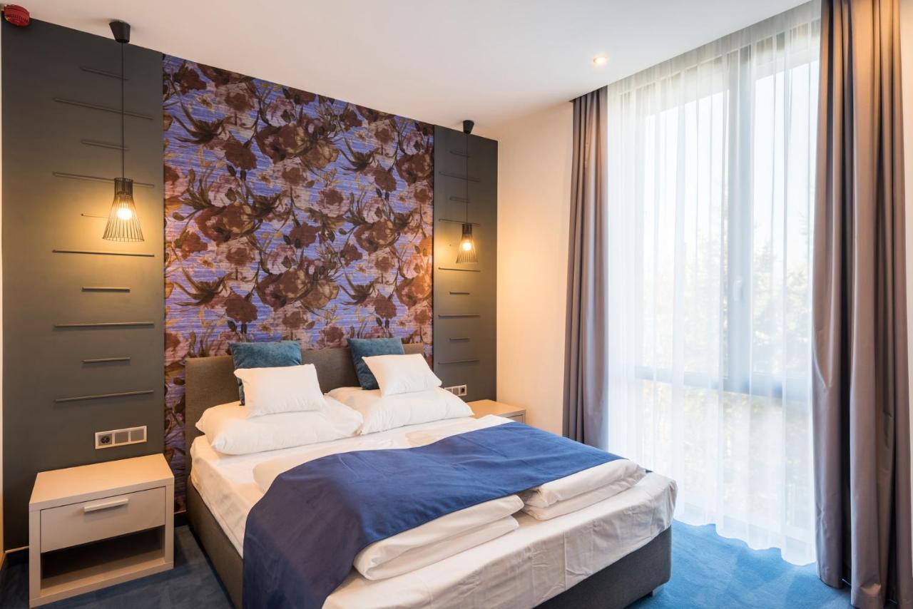 Varda Sport Hotel Кішварда Екстер'єр фото